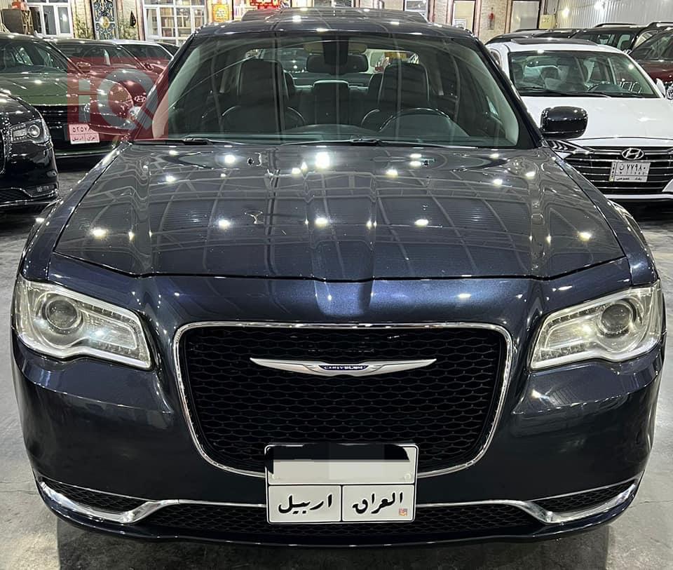 کرایسلەر 300